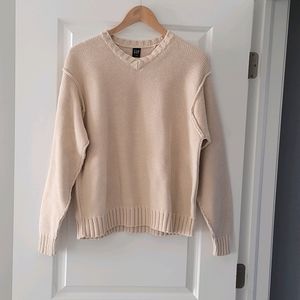 GAP sweater large